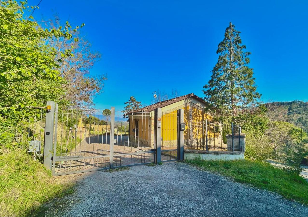 פרוג'ה Casolare Del Maestrale - M&M Holiday House מראה חיצוני תמונה