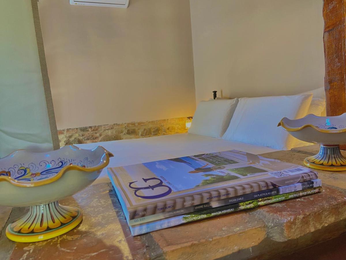 פרוג'ה Casolare Del Maestrale - M&M Holiday House מראה חיצוני תמונה