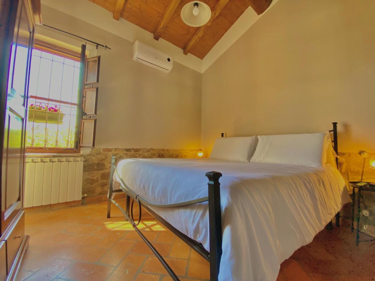 פרוג'ה Casolare Del Maestrale - M&M Holiday House מראה חיצוני תמונה