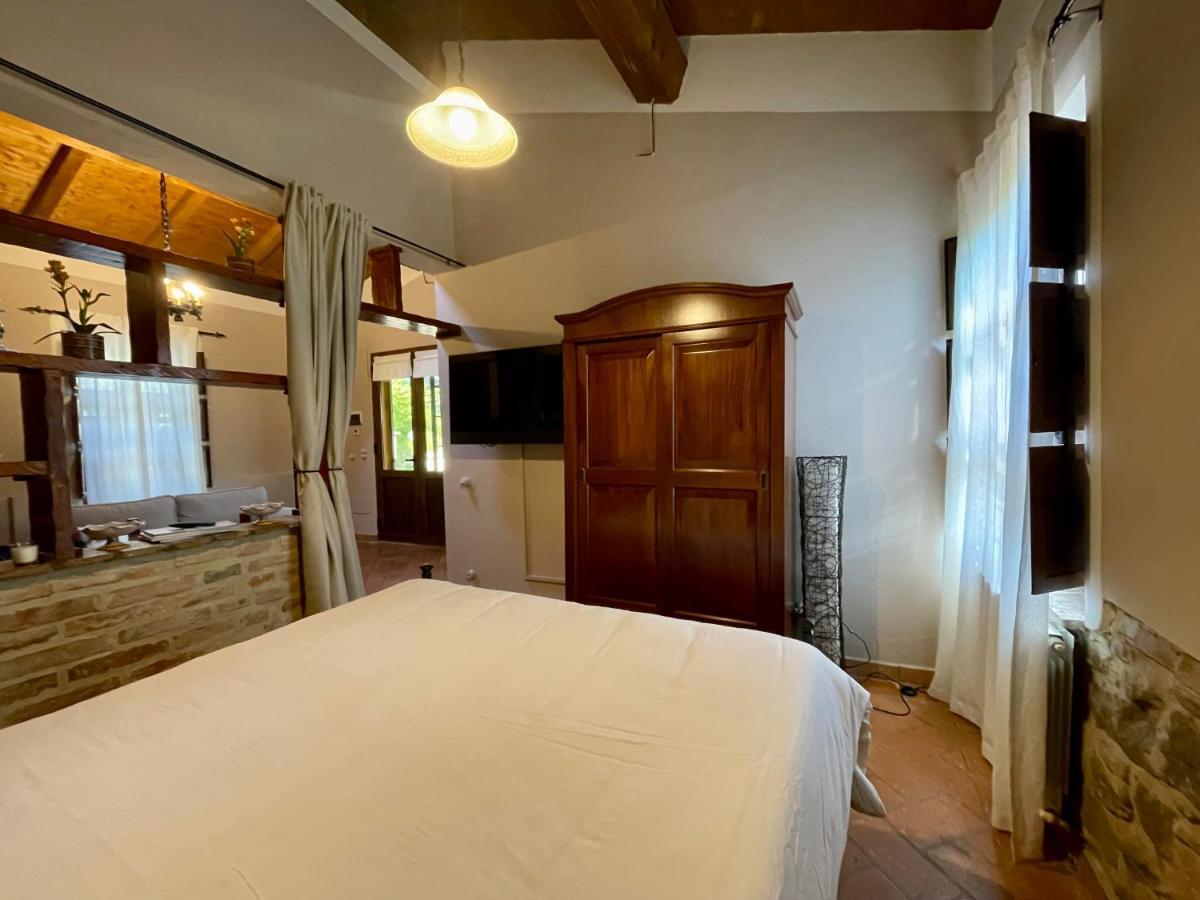 פרוג'ה Casolare Del Maestrale - M&M Holiday House מראה חיצוני תמונה